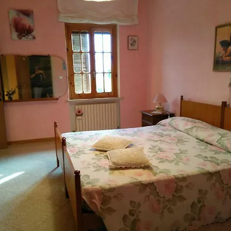 Casa Laura * Castignano