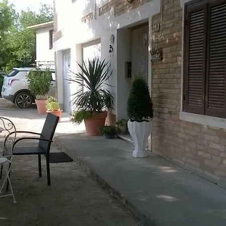 Bed & Breakfast Casa Laura *