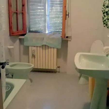 Casa Laura Castignano